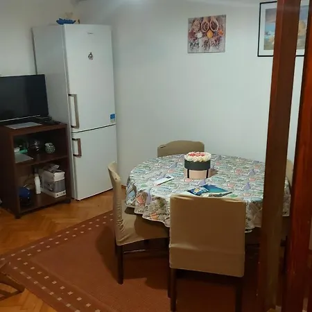 ゲストハウス House Lanterna Pag パグ