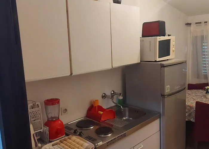 Gostinjska kuća House Lanterna Pag Pag Town