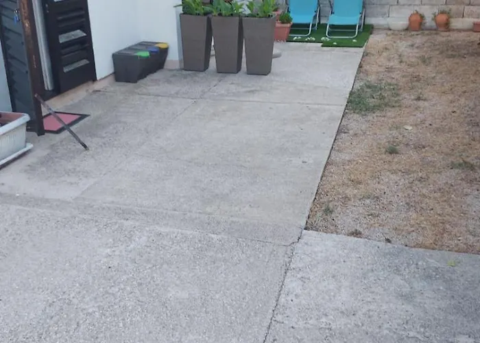 House Lanterna Pag Πανσιόν 3*