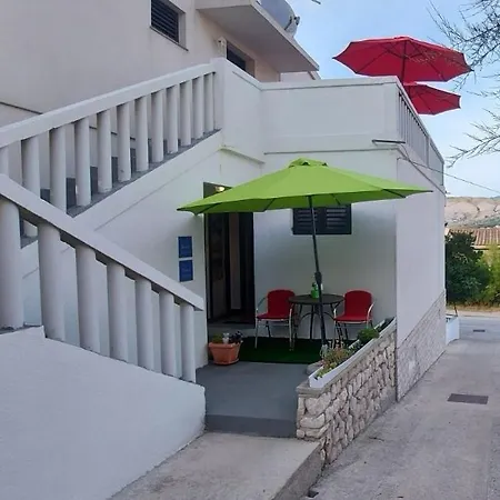 House Lanterna Pag Guest house *