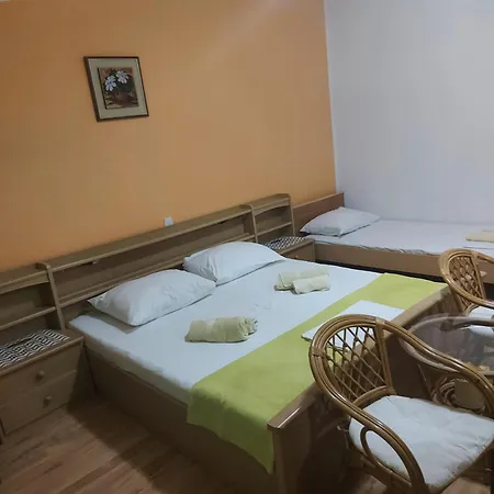 House Lanterna Pag Guest house Pag Town